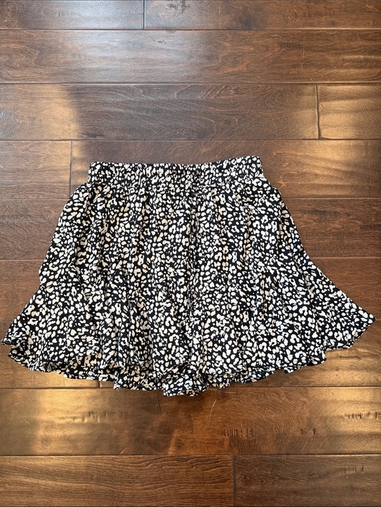&merci Dresses & Skirts - Black and Tan Printed Ruffle Mini Skirt